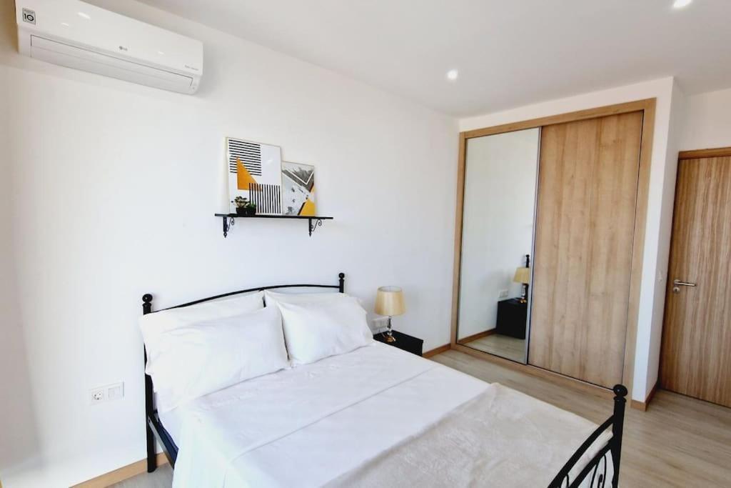 Apartamento Encantador Com Piscina E Vista Mar Appartement Praia Buitenkant foto